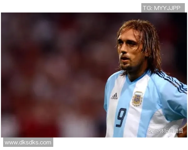 阿根廷足球传奇人物回顾 盘点那些曾征服世界的老球星 阿根廷足球传奇人物回顾 盘点那些曾征服世界的老球星